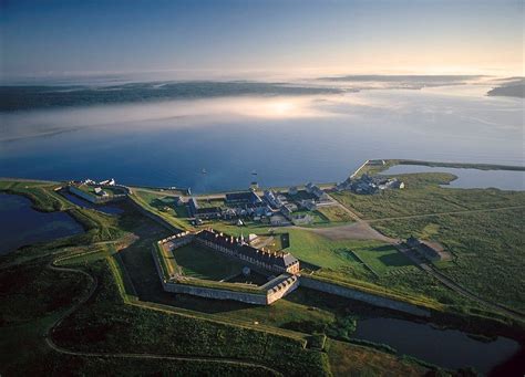 fortress of louisbourg images.